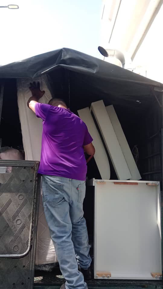 Loading and Unloading